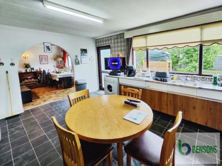 2dfeb3a9-IMG_2025060