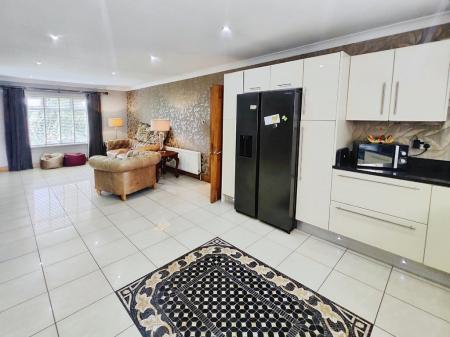 48cec4c9-IMG_2025091