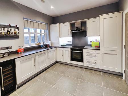 f4c4a2c5-IMG_2026011