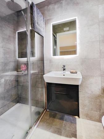 68b8a251-IMG_2026011