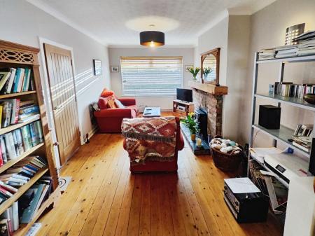 f077bf39-IMG_2026012