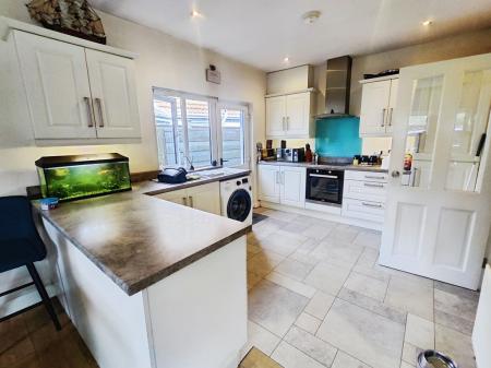 12c03399-IMG_2026022