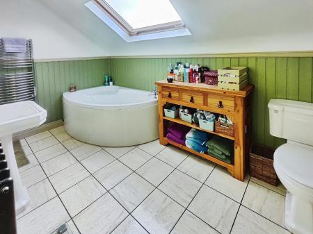 f9113bab-IMG_2026031