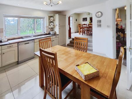 5ee66c10-IMG_2026033