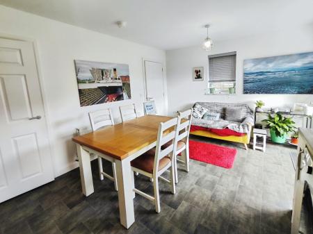 4abff0f0-IMG_2026040