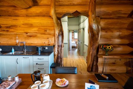 ULEX Kitchen & Arch