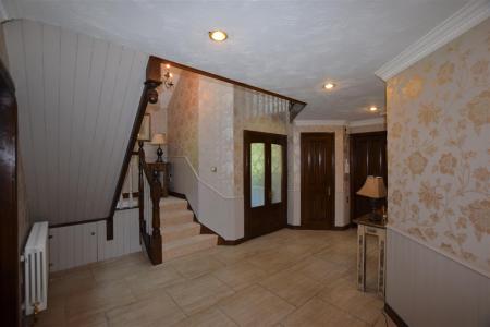 Hall 2