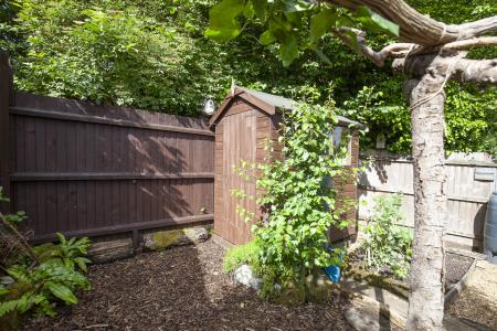 23 Nettlebed Nursery_Garden