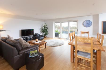 Kitchen Breakfast Room (1)