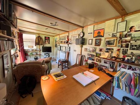 Garden Office (2)