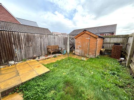 2 Bugle Crescent_Garden