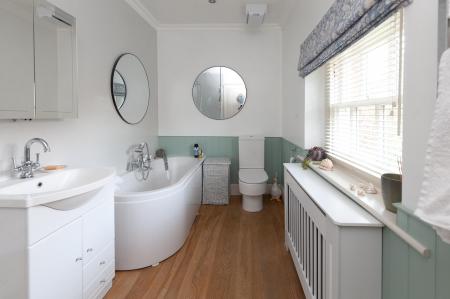 46 Salisbury Street_Bathroom