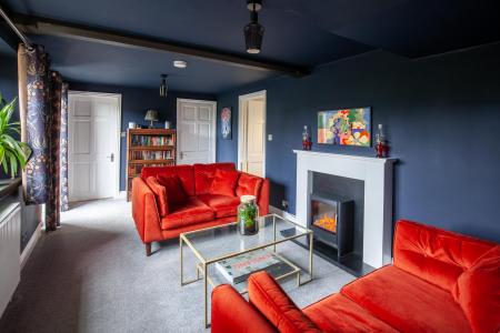 Yew House_Snug