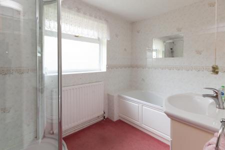 7 French Mill Rise_Bathroom