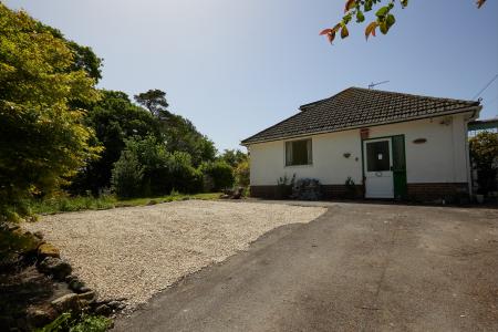 Greenacres_Driveway