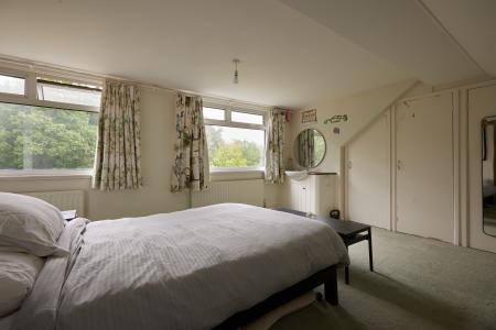 Greenacres_Bedroom One (1)