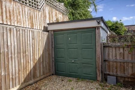 Garage_Denholme