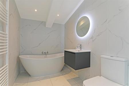 Saxon Rise.32.Photoneg.co.uk.jpg