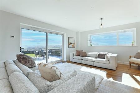 Saxon Rise.14.Photoneg.co.uk.jpg