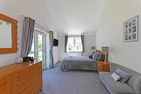 11 Millside Way.44.Photoneg.co.uk.jpg