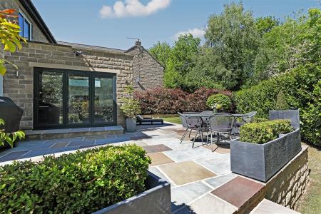 11 Millside Way.04.Photoneg.co.uk.jpg