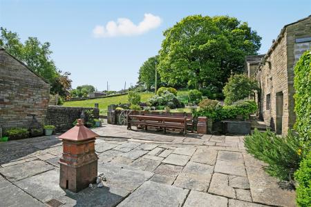 Storr Hall Farm.28.Photoneg.co.uk.jpg