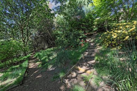 Brockwell House P.14.Photoneg.co.uk.jpg