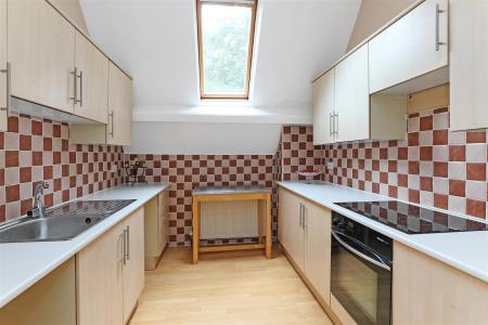 Upper Sky.71.Photoneg.co.uk.jpg