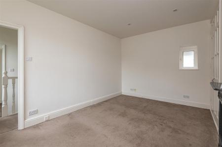 46 - 1 Lower Holme House HX2 6TE.jpg