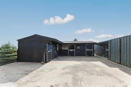 Pike End Fram.15.Photoneg.co.uk.jpg