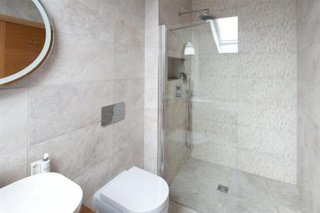 Bed 2 Ensuite, 03