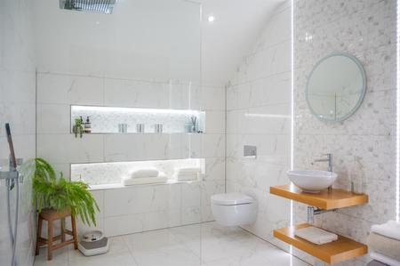 Bed 1 Ensuite Bathroom, 02