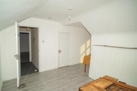 Commercial building-Checkpointimages-19-02-2026-00