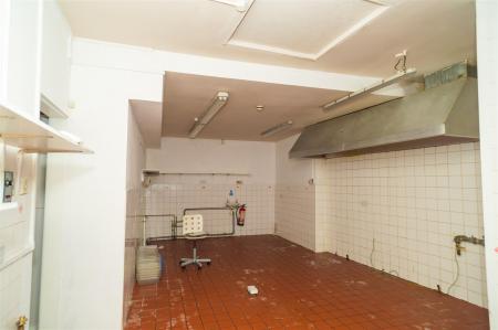 Commercial building-Checkpointimages-19-02-2026-00