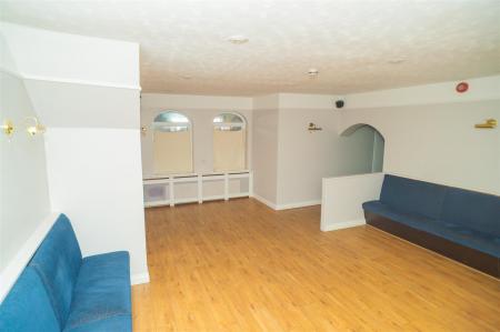 Commercial building-Checkpointimages-19-02-2026-00