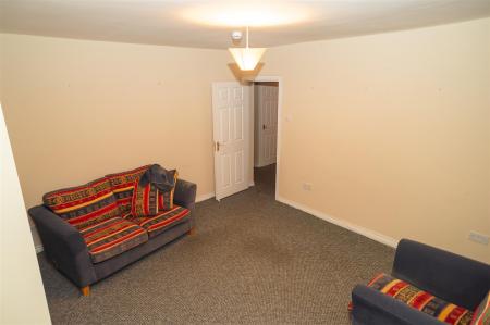 Commercial building-Checkpointimages-19-02-2026-00