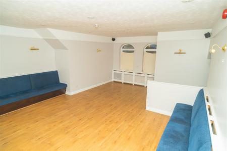 Commercial building-Checkpointimages-19-02-2026-00