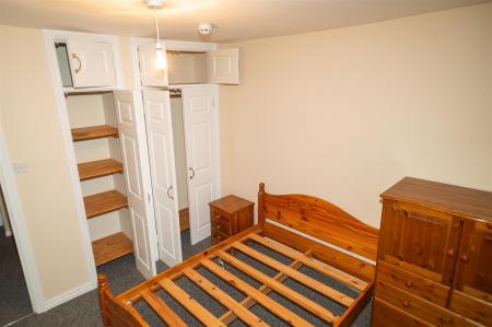 Commercial building-Checkpointimages-19-02-2026-00