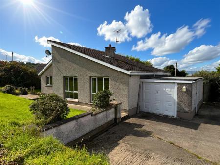 Attached Garage: