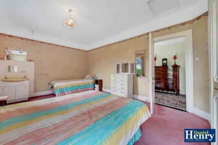 14 Limavady Road, L-Derry, BT47 6JD-50.jpg