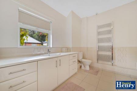 14 Limavady Road, L-Derry, BT47 6JD-56.jpg