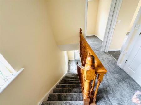 20 BROOK MANOR LANDING.jpg