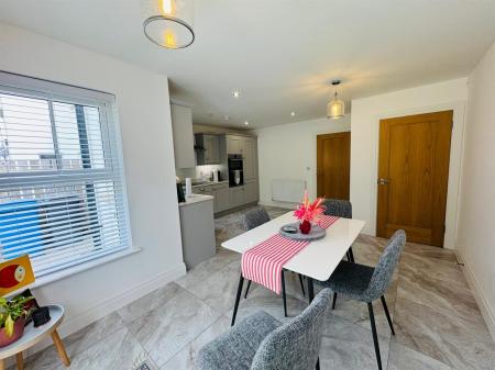 259 BIRCH HILL KITCHEN 2.jpg