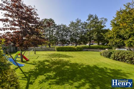 34 Drumahoe Road, Drumahoe BT47 3SD-4.JPG