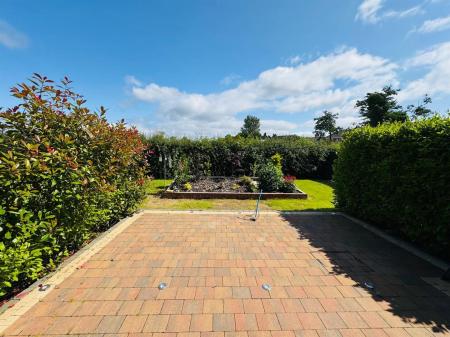 10 coolafinny road patio.jpg