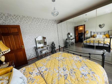 74 WOODEND ROAD BEDROOM 2 2.JPG