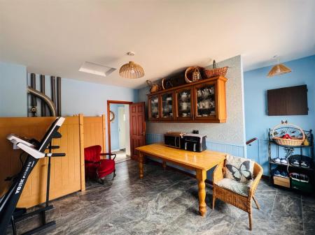 74 WOODEND ROAD UTILITY 2.JPG