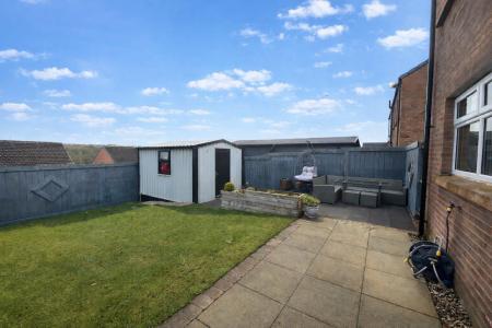 25 Ashbrook Ct Back.png