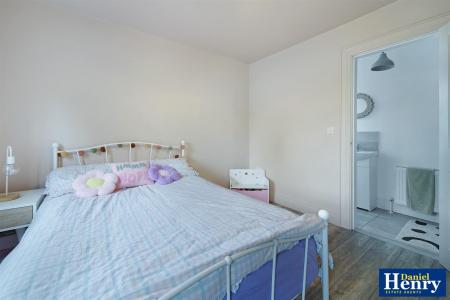 21 Brookmount Park, BT47 5AD-42.JPG