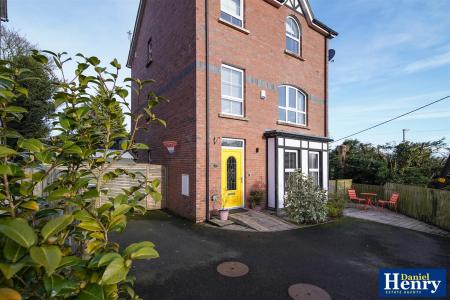 21 Brookmount Park, BT47 5AD-6.JPG